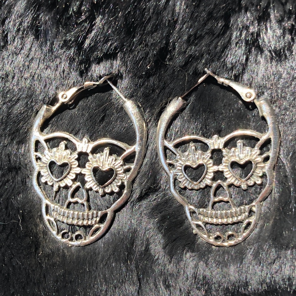 Silver Skull Hoop Earrings with Heart Eye Cutouts